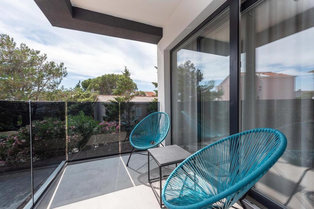 Apartments House Novel Novalja Exterior photo